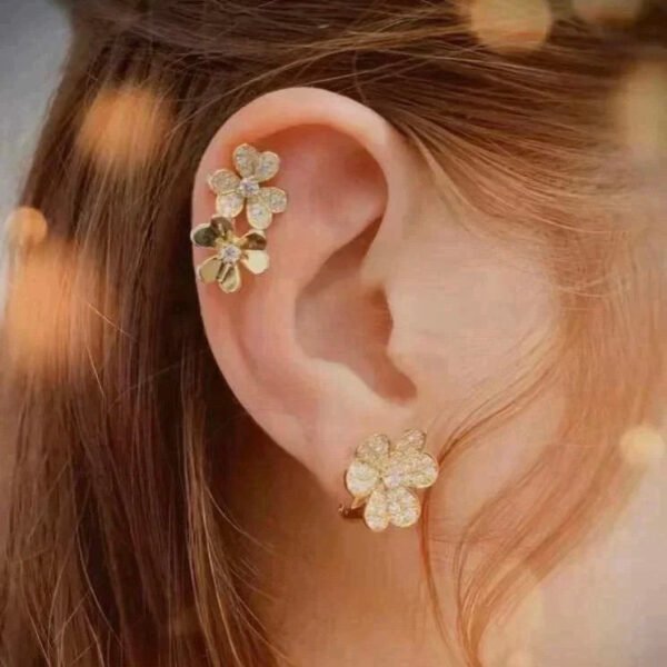 FRIVOLE  FLOWER EARRINGS