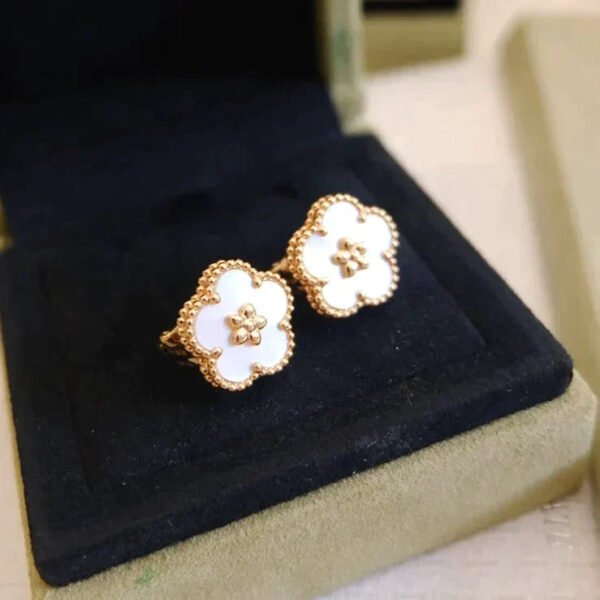 LUCKY PLUM BLOSSOM WHITE MOP  EARRINGS