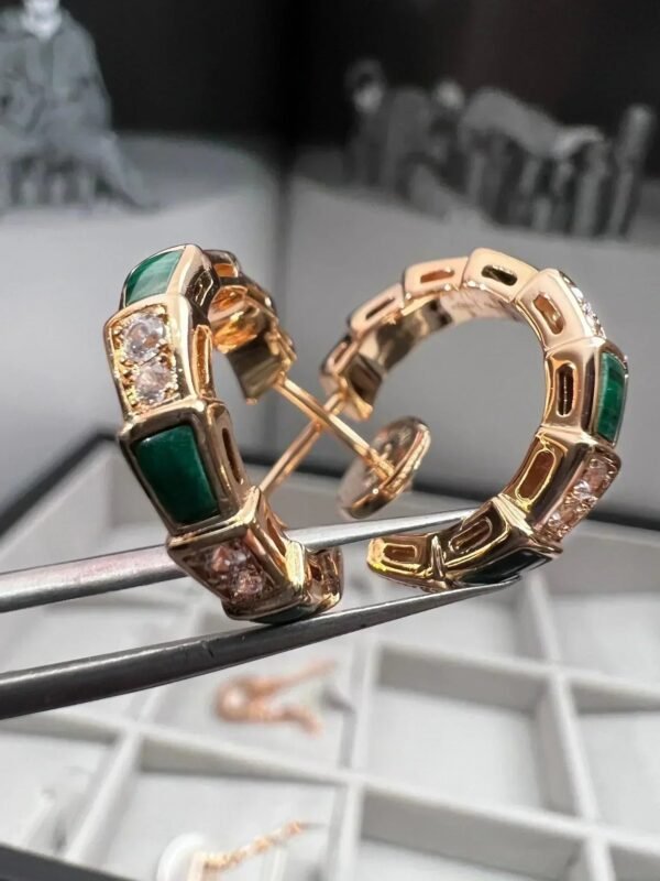 SERPENTI MALACHITE ROSE GOLD EARRINGS
