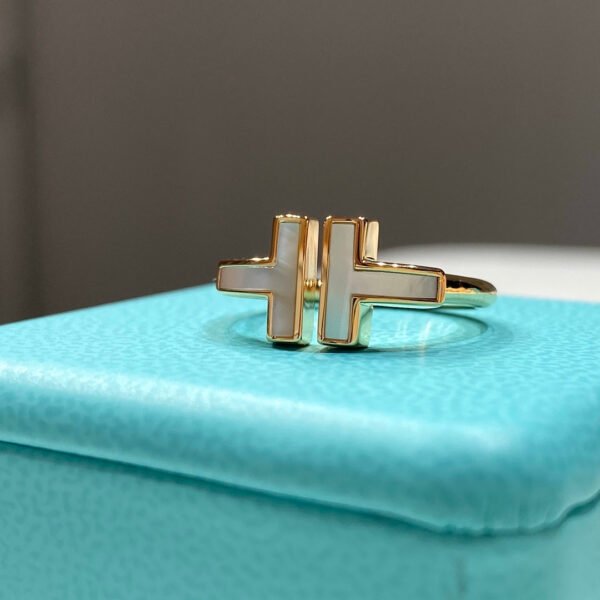 T WIRE MOP RING ROSE GOLD