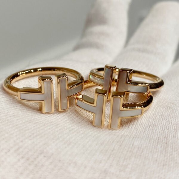 T WIRE MOP RING ROSE GOLD