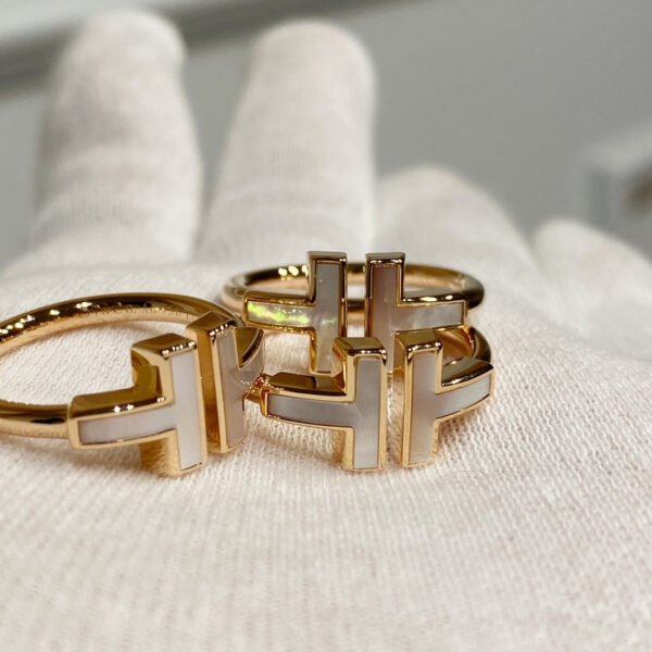T WIRE MOP RING ROSE GOLD