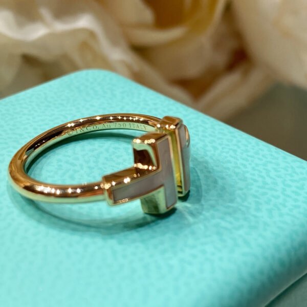 T WIRE MOP RING ROSE GOLD