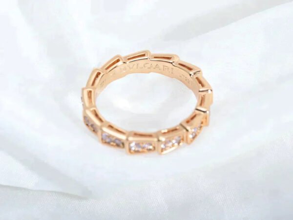 SERPENTI RING ROSE GOLD DIAMOND PAVED 3MM