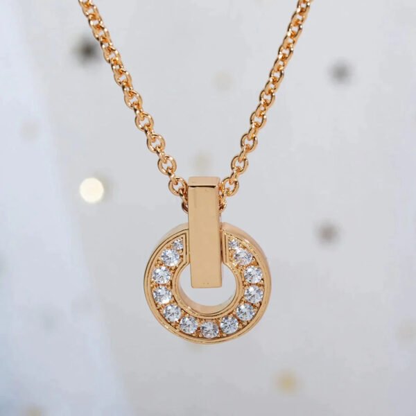 GARI NECKLACE ROSE GOLD DIAMOND