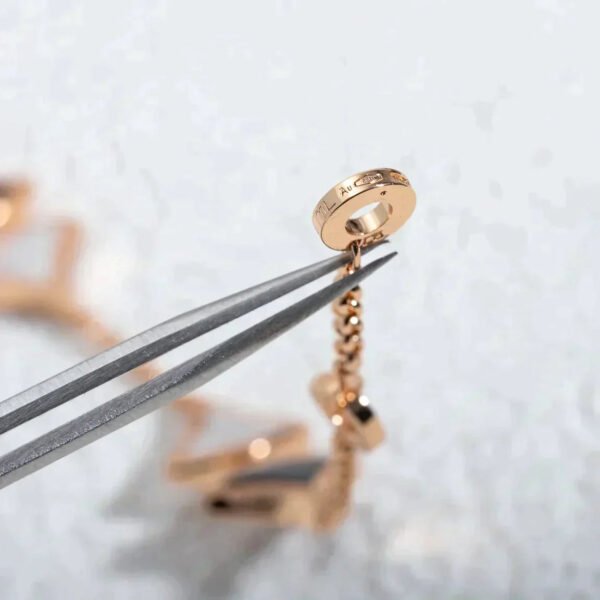 DREAM MOP AND ONYX BRACELET ROSE GOLD