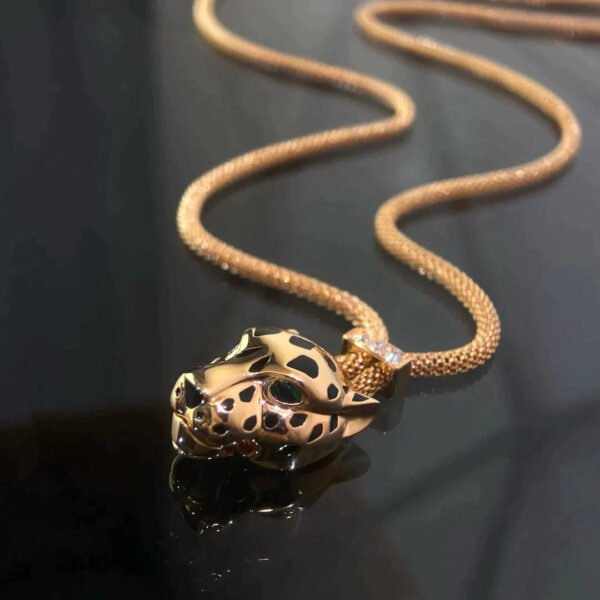 PANTHERE ROSE GOLD ONYX NECKLACE