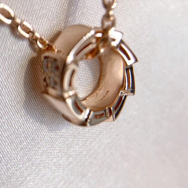 SERPENTI PEDANT DIAMOND ROSE GOLD NECKLACE