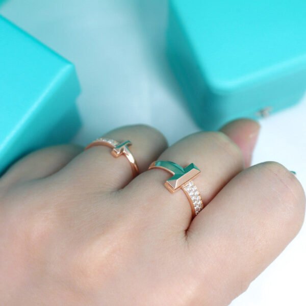 T1 NARROW DIAMOND ROSE GOLD RING