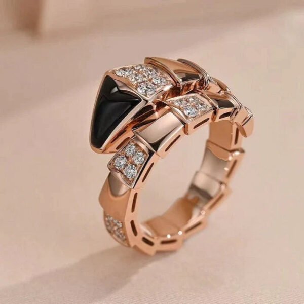 SERPENTI RING ROSE GOLD DIAMOND ONYX