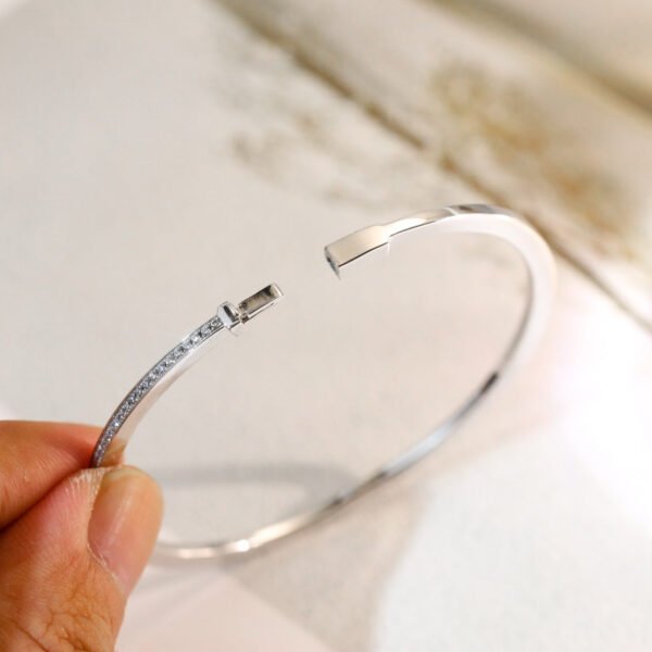 T BRACELET SILVER DIAMOND PAVED