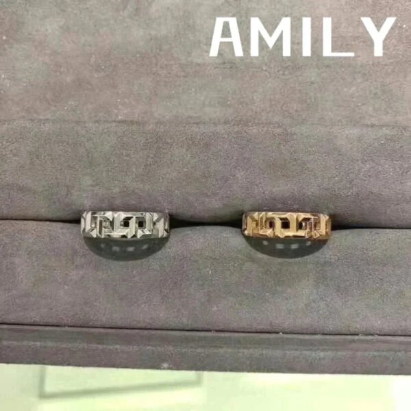 T TRUE SILVER RING