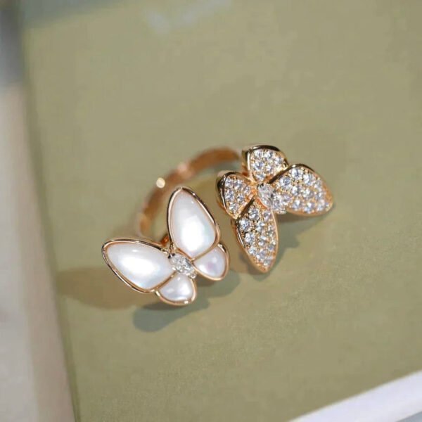 TWIN BUTTERFLY DIAMOND MOP RING