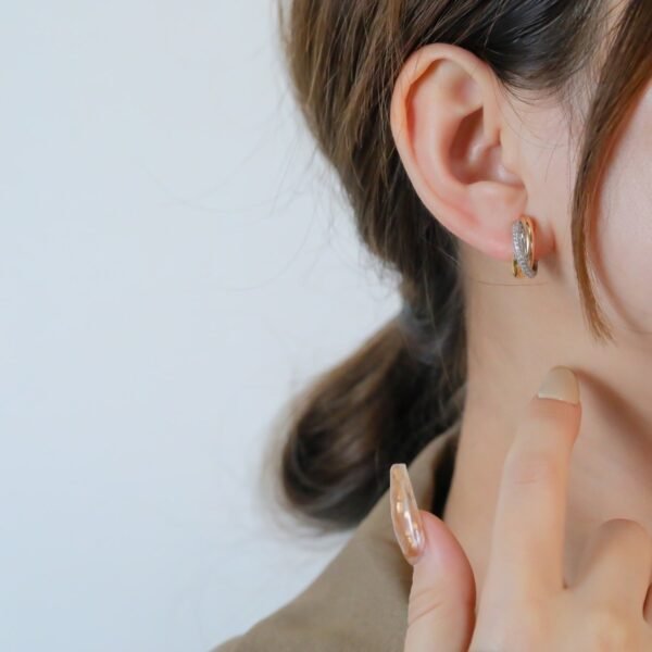 TRINITY ROSE GOLD DIAMOND GOLD EARRINGS