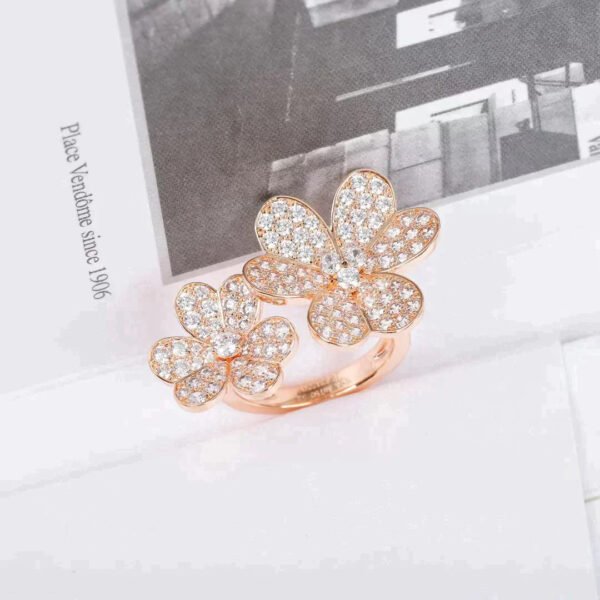 FRIVOLE DIAMOND BETWEEN RING