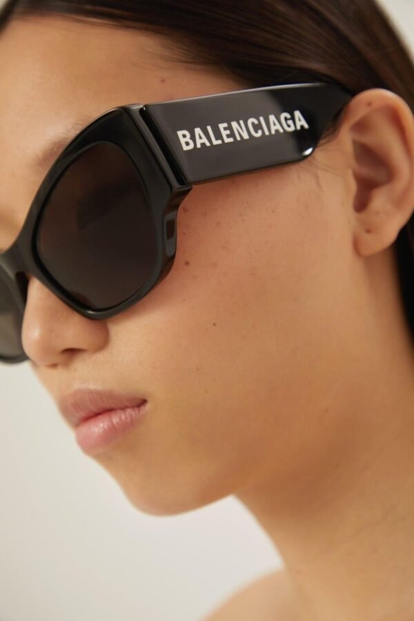 Balenciaga MAX butterfly sunglasses in black - Lux Studios