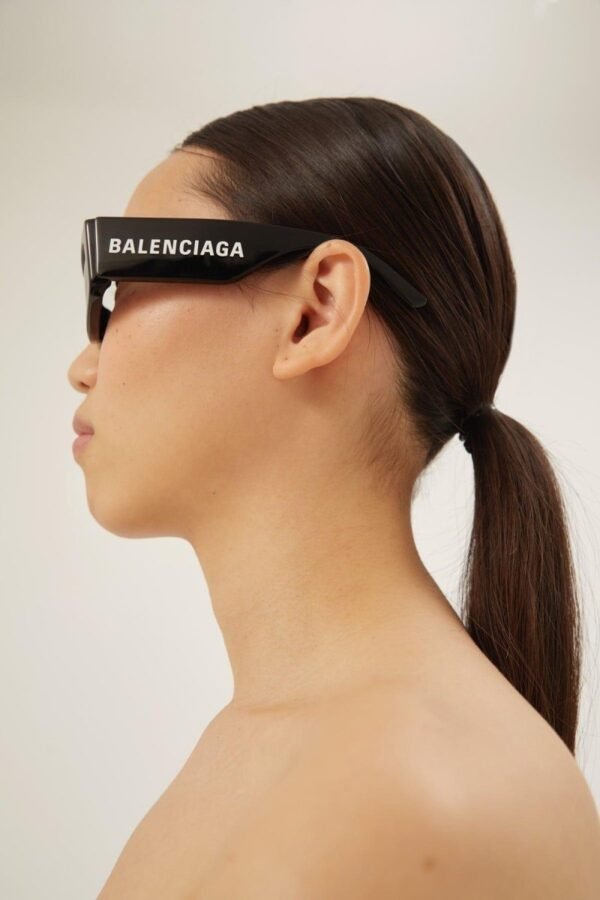 Balenciaga MAX rectangular flat sunglasses in black - Lux Studios