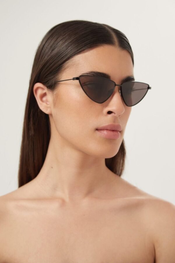 Balenciaga metal extreme cat-eye sunglasses - Lux Studios