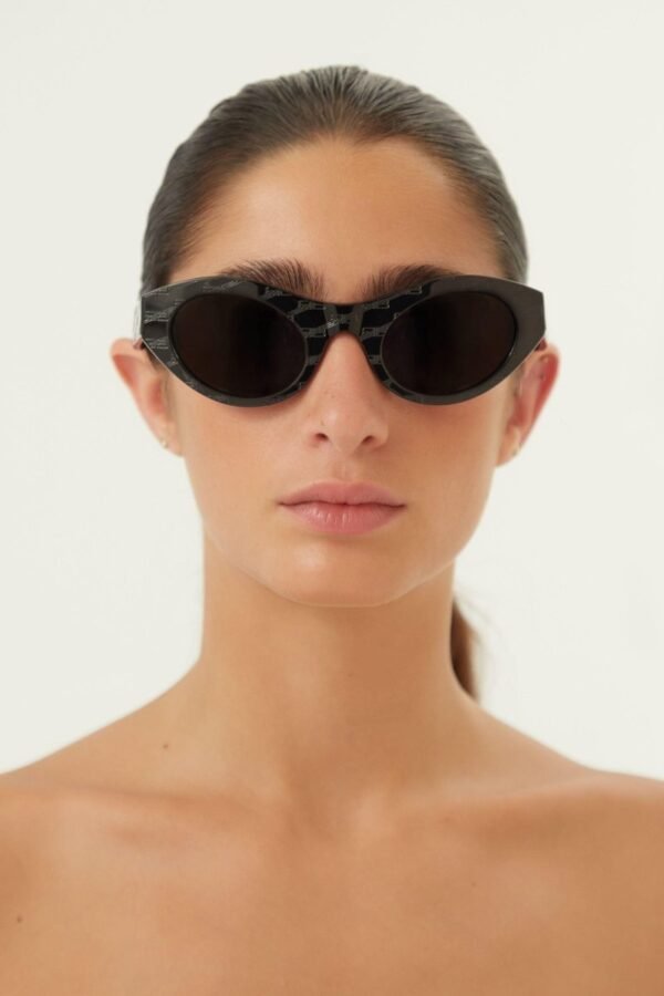 Balenciaga oval femenine black sunglasses - Lux Studios