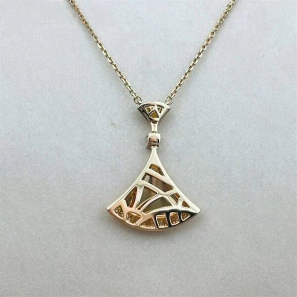 DREAM NECKLACE ROSE GOLD DIAMOND