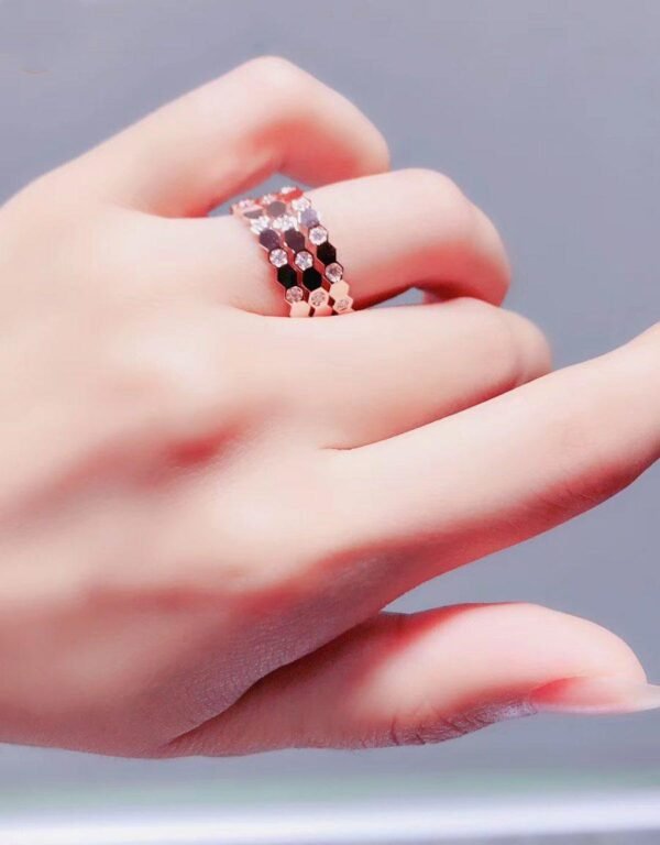 BEE LOVE RING ROSE GOLD DIAMOND