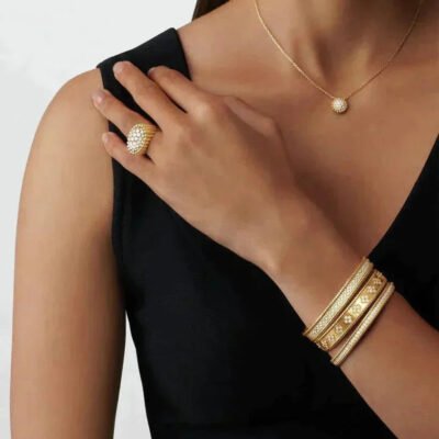 Gift unlocked - Essential Clovers bracelet - Lux Studios