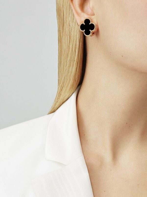 Magic Alhambra Earrings - Lux Studios