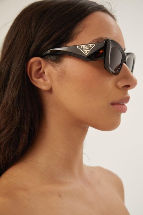 Prada cat-eye havana sunglasses Catwalk - Lux Studios