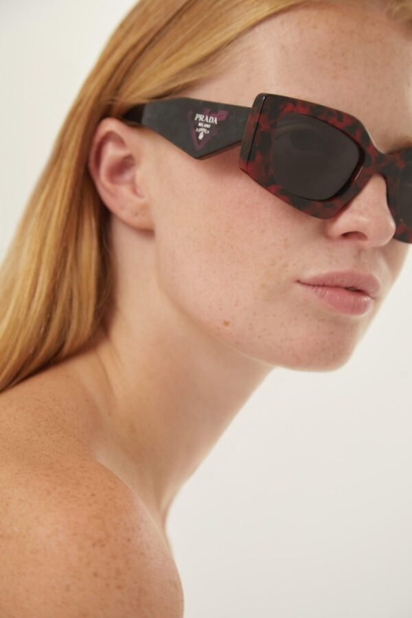 Prada colored havana geometrical sunglasses - Lux Studios