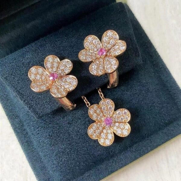 FRIVOLE  FLOWER DIAMOND EARRINGS