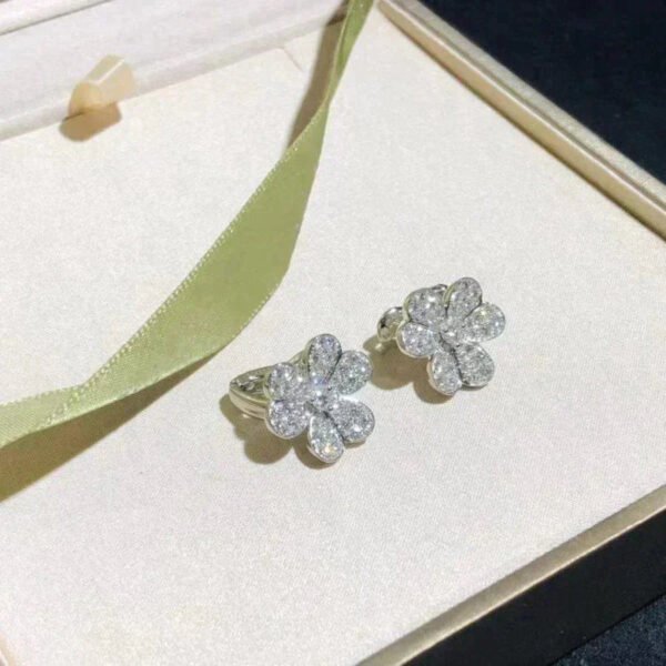 FRIVOLE FLOWER DIAMOND EARRINGS SILVER