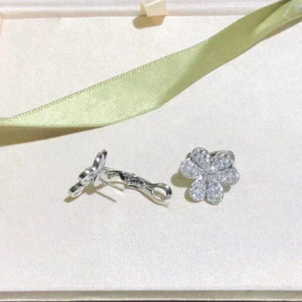 FRIVOLE FLOWER DIAMOND EARRINGS SILVER