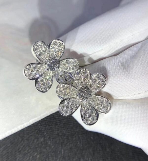 FRIVOLE FLOWER DIAMOND EARRINGS SILVER