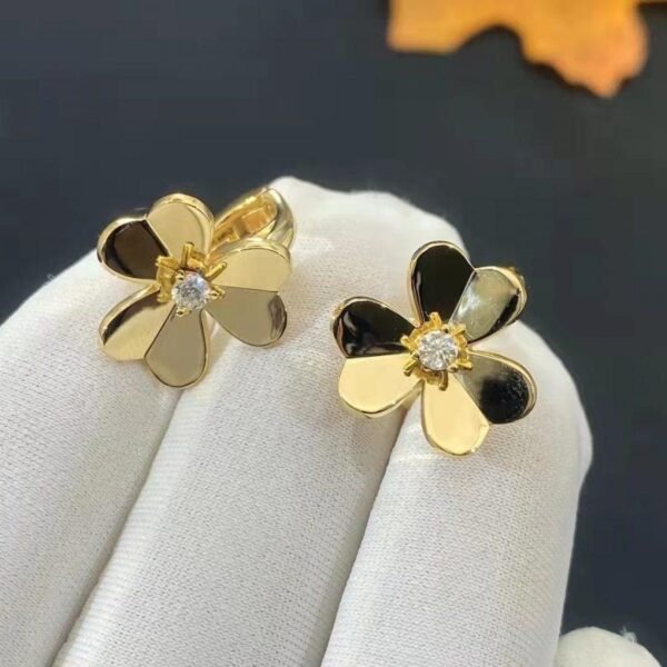 FRIVOLE  FLOWER EARRINGS