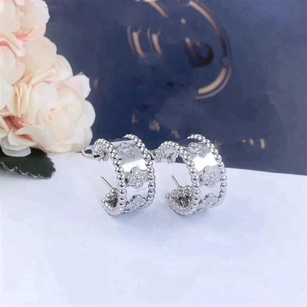 PERLEE DIAMOND EARRINGS