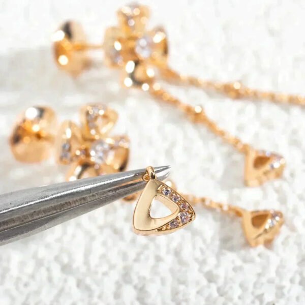 FIOREVER ROSE GOLD DIAMONDS EARRINGS